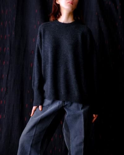 <br />comm.arch.<br />
<br />Hand-Framed Cashmere Pullover<br />