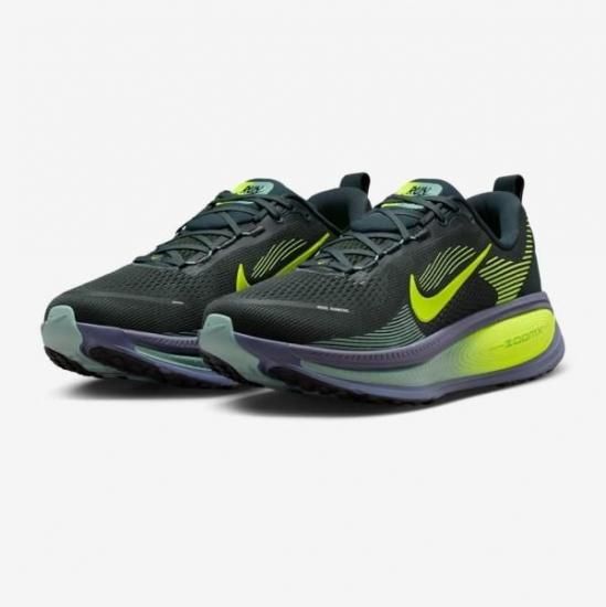 <img class='new_mark_img1' src='https://img.shop-pro.jp/img/new/icons5.gif' style='border:none;display:inline;margin:0px;padding:0px;width:auto;' />ナイキ ボメロ18 【NIKE/HM6803-301】の商品画像