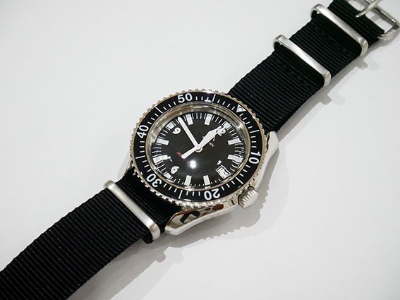 ナバルウォッチ【Naval Watch】ミリタリーウォッチ通販 MILITARY WATCH MIL.-05 SV/BK Automatic  ROYAL Military Diver TYPE - LIFE