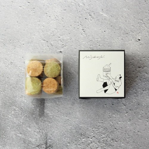 MISOクッキー 12個入りmini BOX（マルクラ白 抹茶＆二倍糀 シナモン） - me-so-good（味噌の嗜好品ブランド）