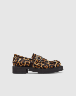 <img class='new_mark_img1' src='https://img.shop-pro.jp/img/new/icons61.gif' style='border:none;display:inline;margin:0px;padding:0px;width:auto;' />GCDSۡGCDS X CLARKS LEOPARD ե