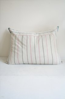 VINTAGE WHITE CUSHION/VWC6-1