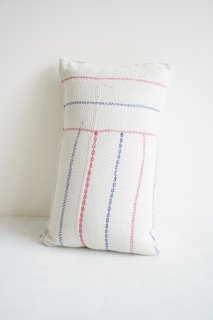 VINTAGE WHITE CUSHION/VWC3-3