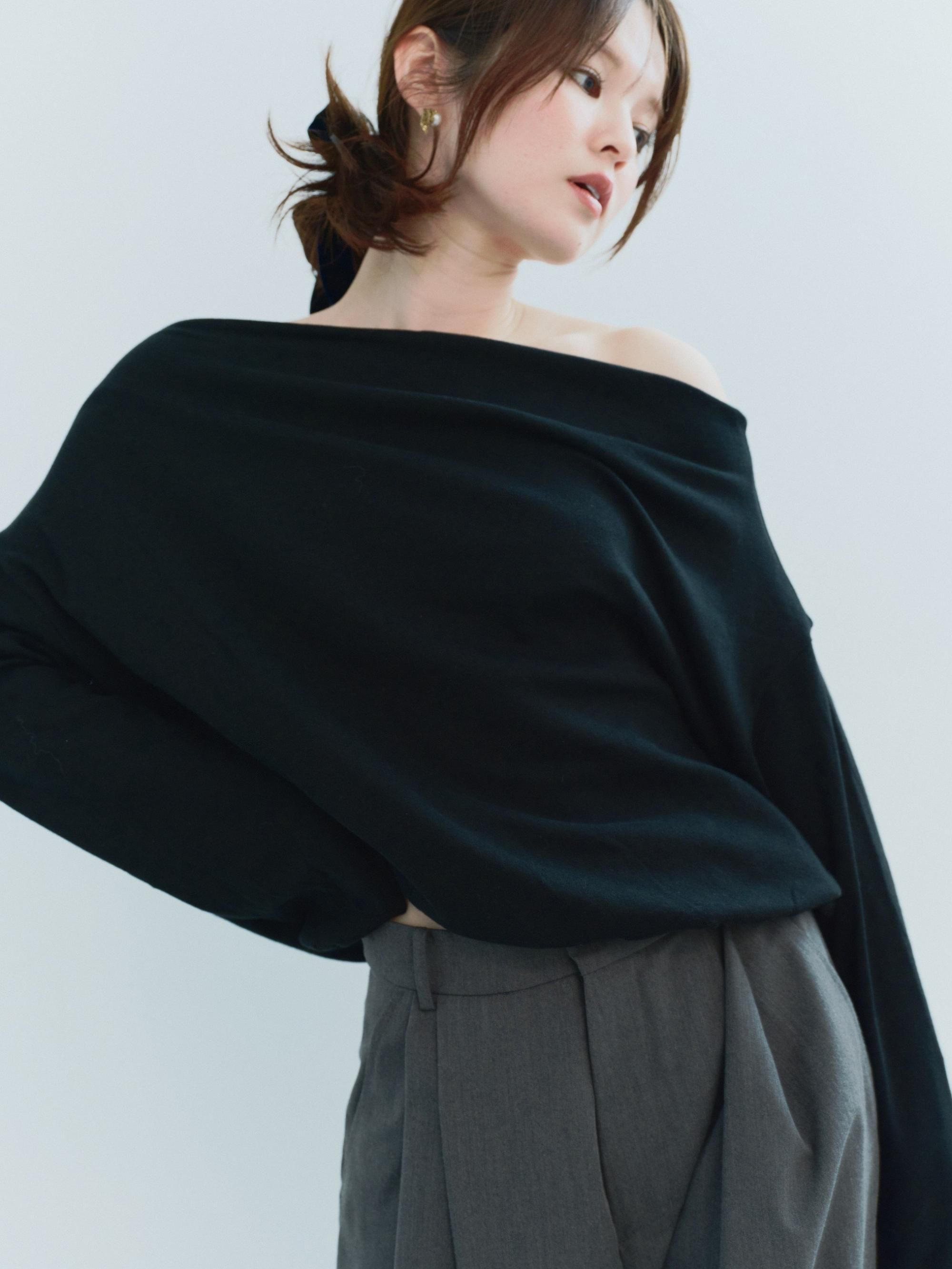 BALLOON OFFSHOULDER TOPS