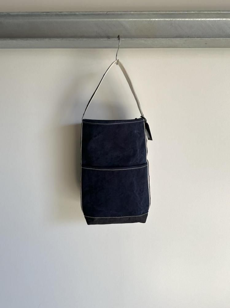 OUTIL SAC MOUCHARD BOUTEILLE OUTIL ウティ sac mouchard ボトルバッグ