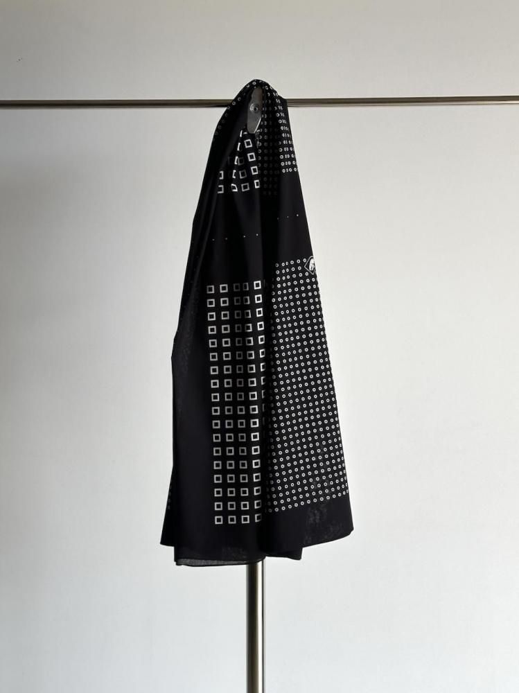  N.O.UN BANDANA STOLE  'W'
