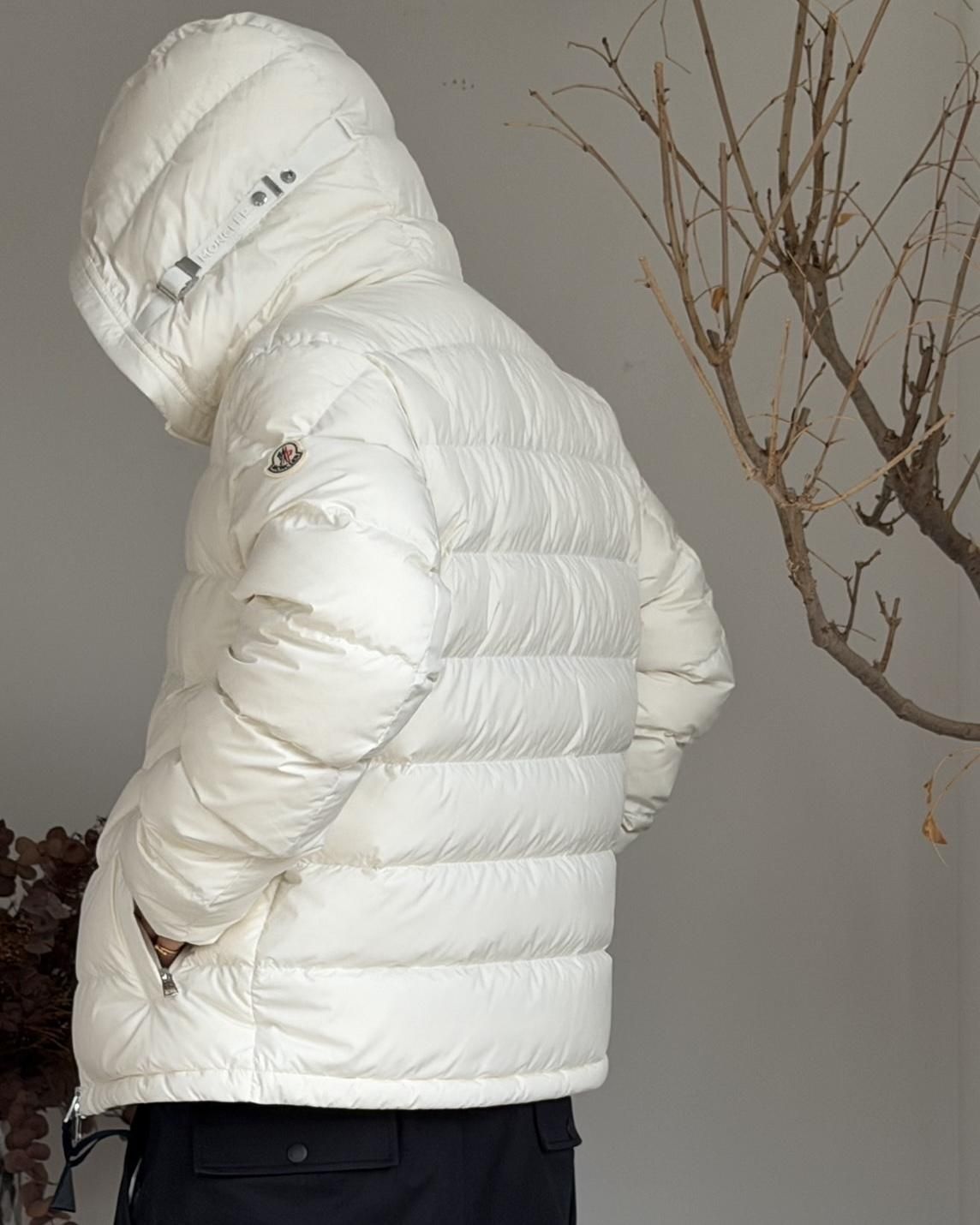 MONCLER