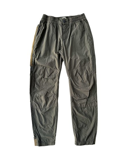 TEN C SIDE ZIP TROUSER PANTSDK OLIVE2023