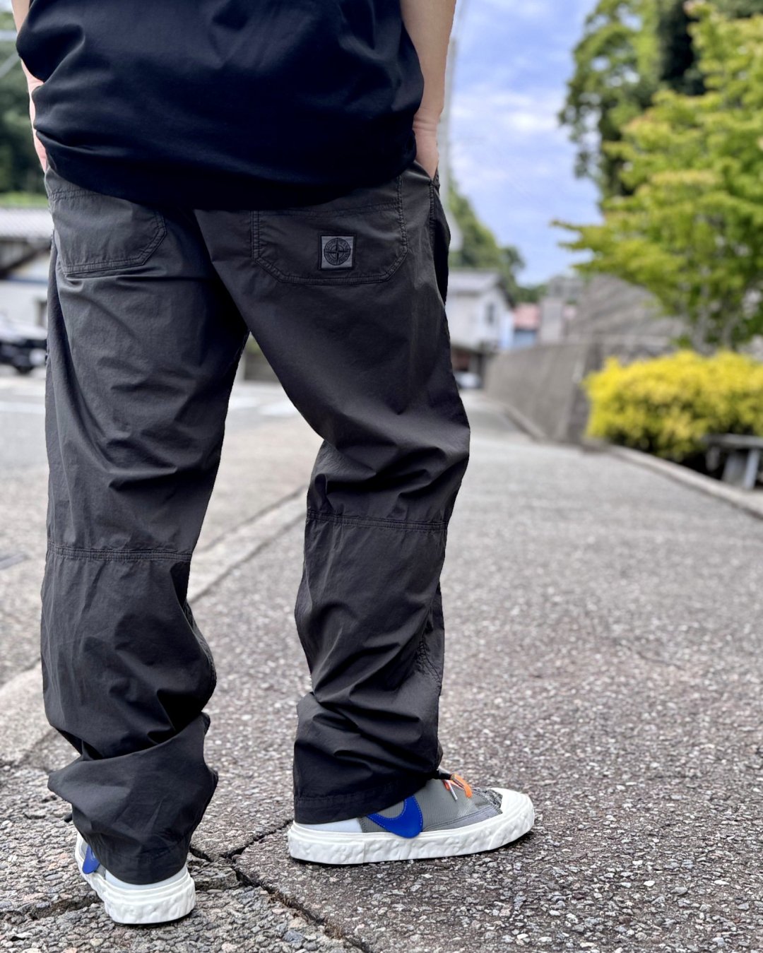 STONE ISLAND｜PANTALONE REGULAR｜CHARCOAL GREY｜2024SS