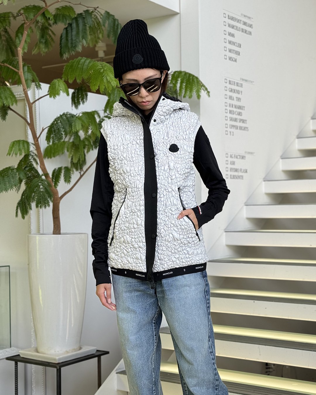 MONCLER FEMMEARDESCO VESTWHITE2024