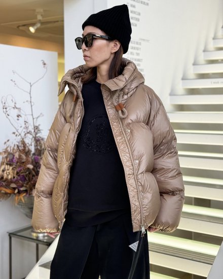 MONCLER FEMMEBOREY JACKETBEIGE2024