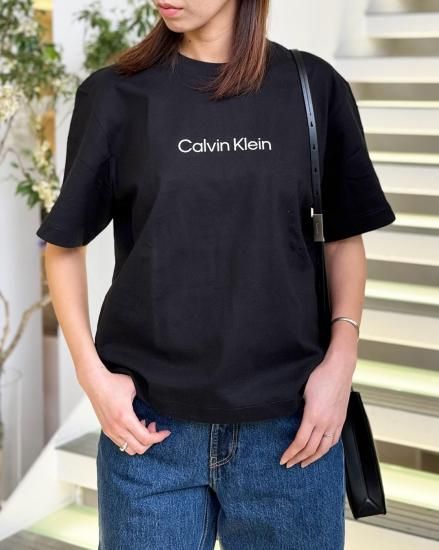 CALVIN KLEIN JEANSSS RLXD STANDARD LOGO CREWNECK TEEBLACK2025ղ