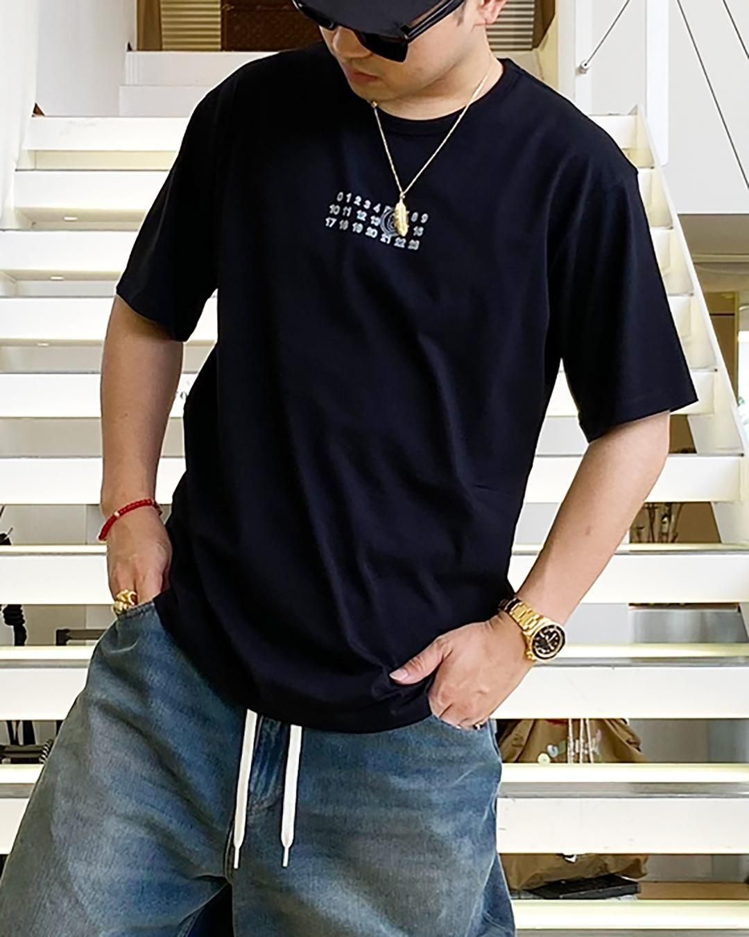 MM6 MAISON MARGIELA｜SS T-SHIRT｜BLACK｜2025秋冬｜正規 通販