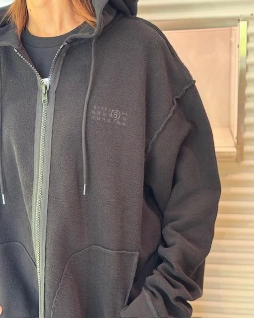 MM6 ジャケット トップス　S MM6 MAISON MARGIELA｜SRORTSJACKET｜BLACK｜2025秋冬