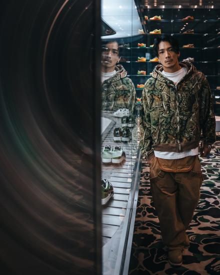 SAINT Mxxxxxx  A BATHING APE&#174; BAPE_ZIP HOODIE / SHARK2025 10.25() am11:00 ȯ