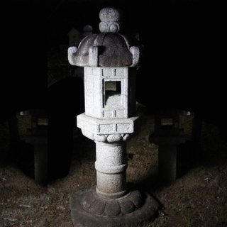東慶寺形燈籠