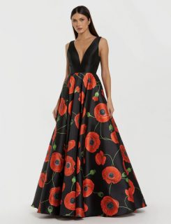 Mac Duggal⭐︎Vネック×プリーツ ガウン ロングドレス Mac Duggal 公式サイト