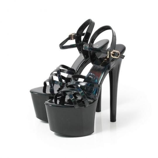 コンテストヒールやパーティーシューズをお探しならThree Neko Shop