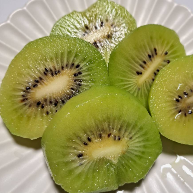 キウイの食べ方例