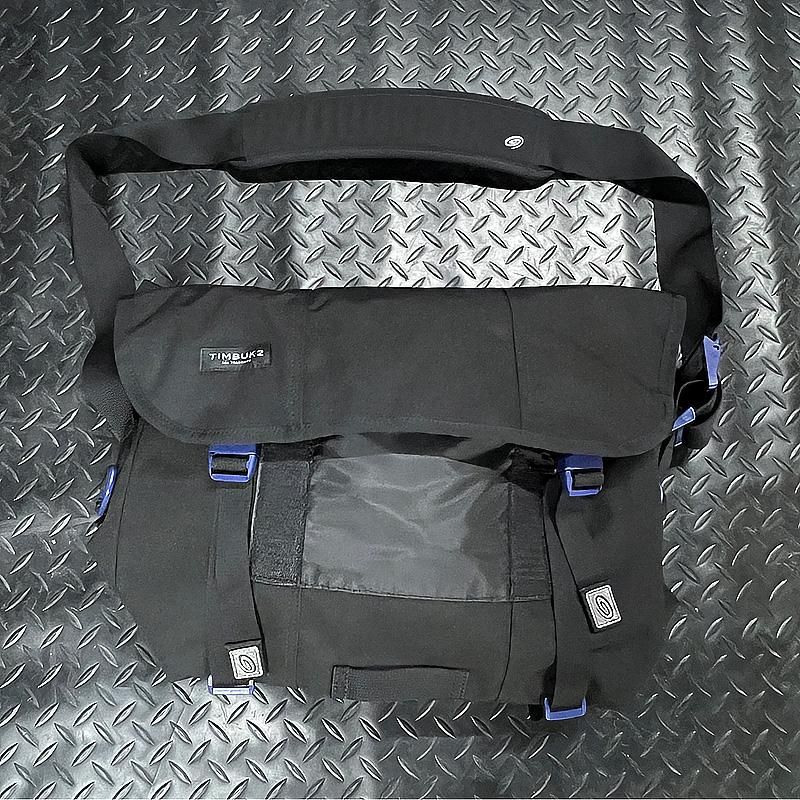 大人も着やすいシンプルファッション ティムバッグ2 TIMBUK2