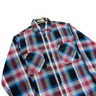 1990s!! St.Johns Bay heavy flannel check shirt (size M)