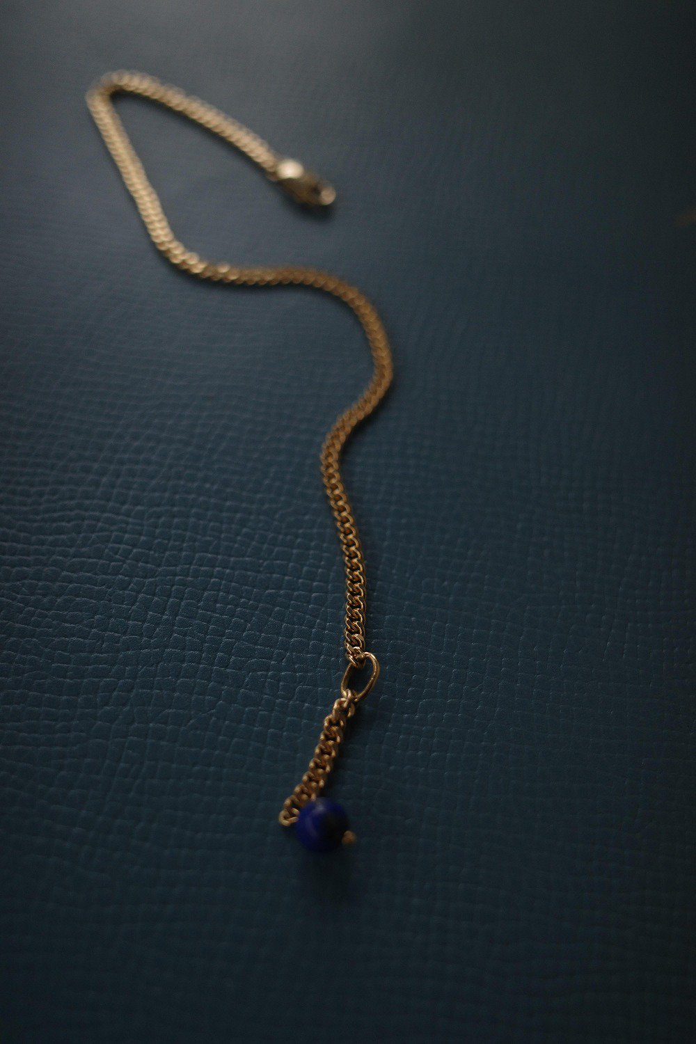 18k Gold Flat Chain Bracelet with Lapis lazuli 17cm