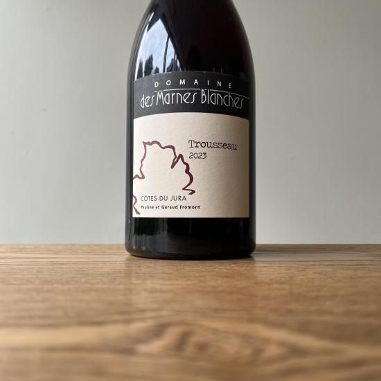 �ȥ��륽�� 2023 Trousseau / �ɥ᡼�̡��ǡ��ޥ�̡��֥�󥷥� Domaine des Marnes Blanches