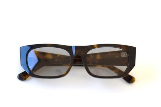 No.23 0510(sunglasses) Lunetta BADA