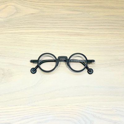 Theo - CANARY EYEWEAR SHOP