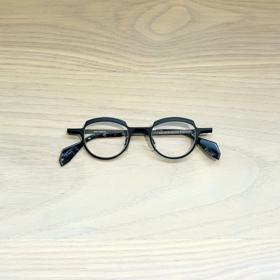 Theo - CANARY EYEWEAR SHOP