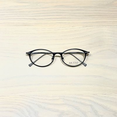 AKITTO - CANARY EYEWEAR SHOP