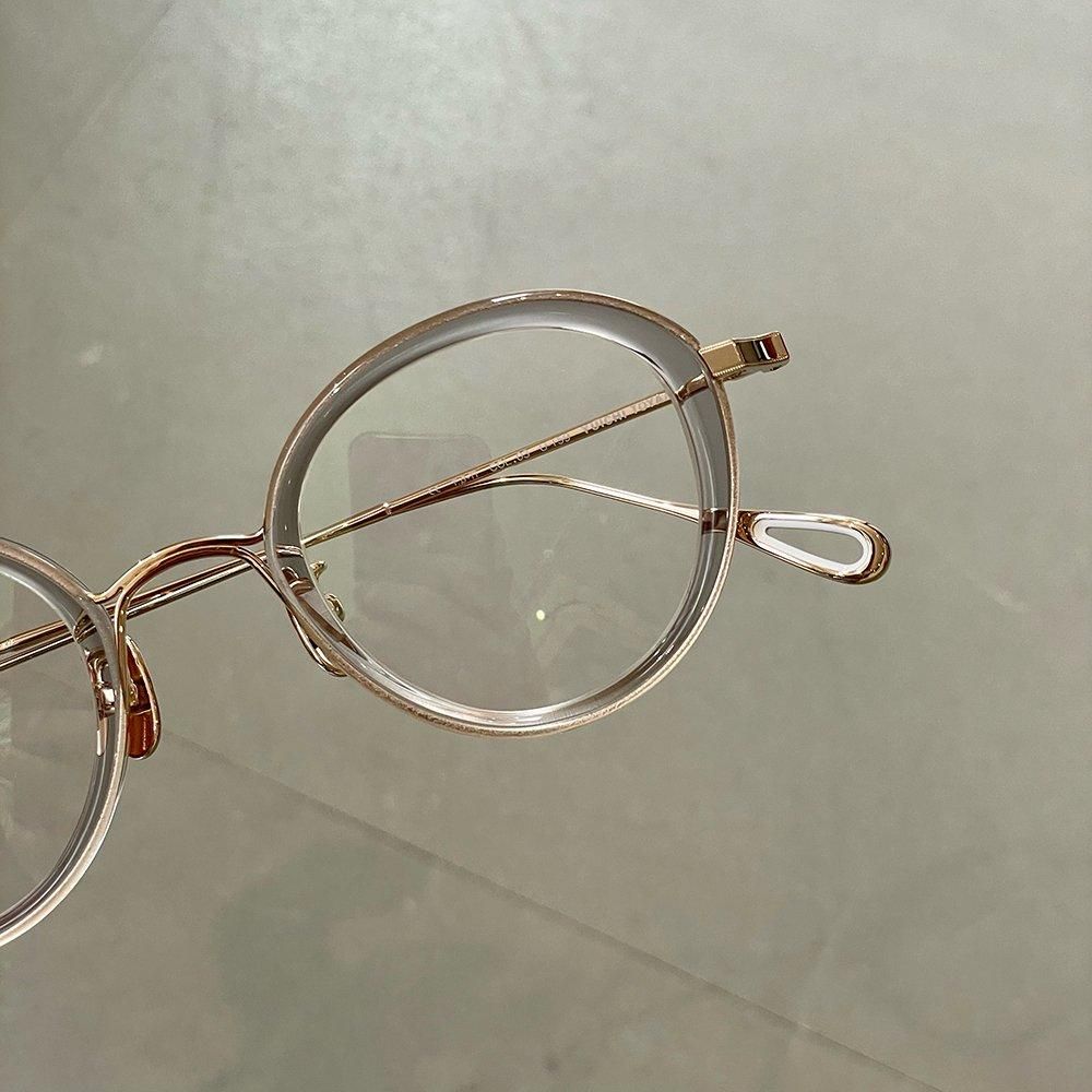 小物 YUICHI TOYAMA. U-159/V.Gertrud Yuichi Toyama - V. Gertrud (U-159) Eyeglasses | Specs Collective