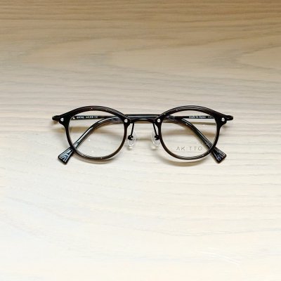 bin3 DB AKITTO - CANARY EYEWEAR SHOP