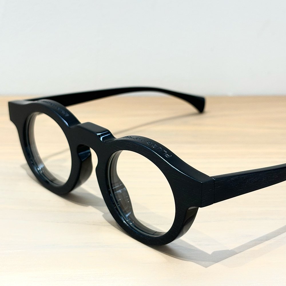 PLUS is + 166 PAQUES 002 Jacques Durand - CANARY EYEWEAR SHOP