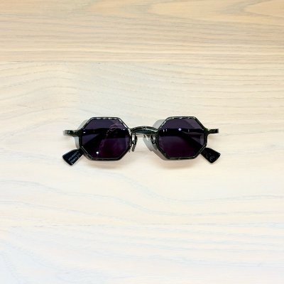 Z19-43-25-GMviolet(sunglasses) KUBORAUM