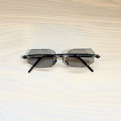 P63-56-17-GMGBgrey1(sunglasses) KUBORAUM