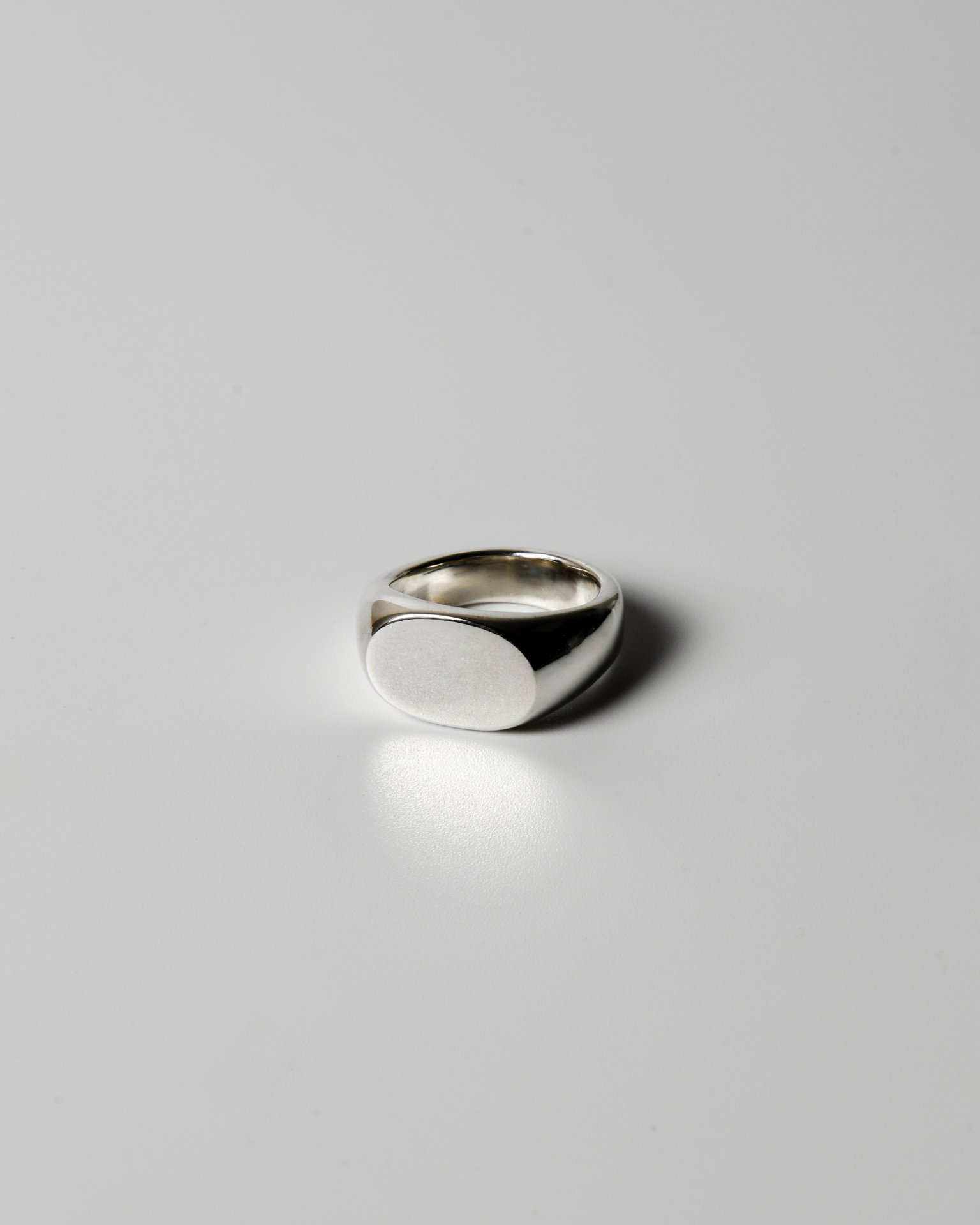 Ring046