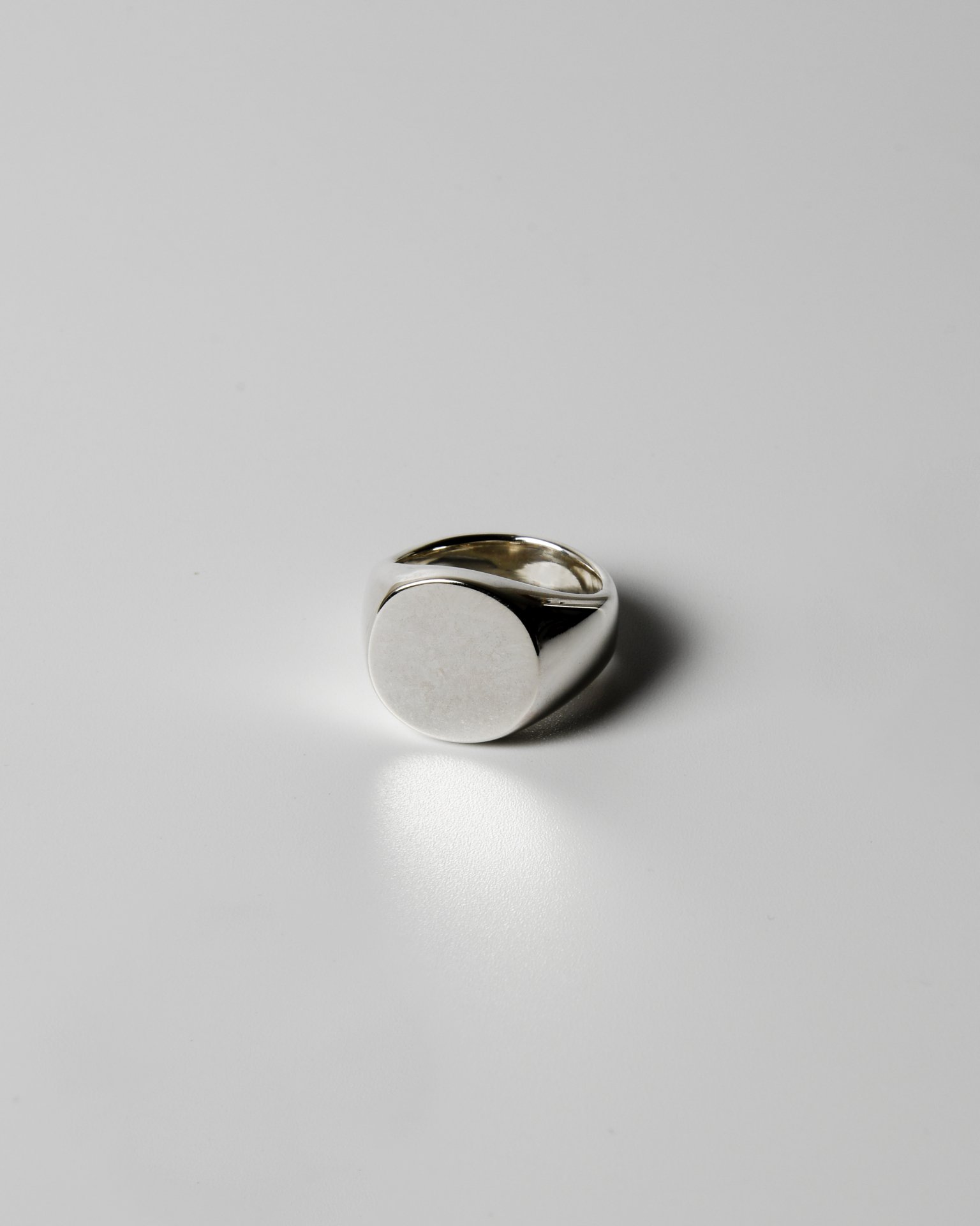 Ring049