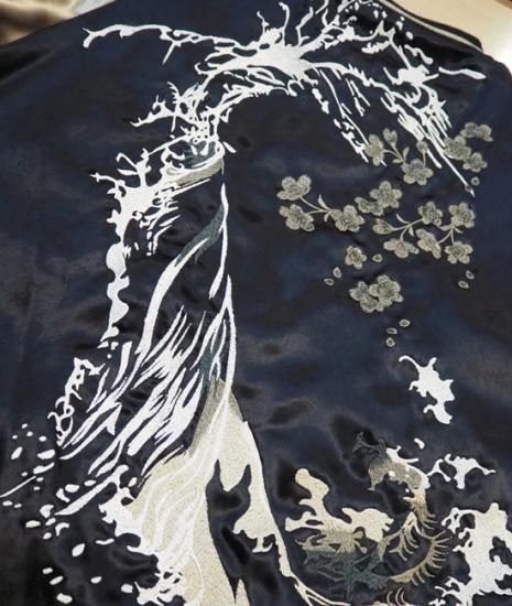 絡繰魂 スカジャン 鯨 座頭鯨 富士山麓 富嶽三十六景　リバーシブル 絡繰魂 251001 座頭鯨リバーシブルスカジャン 和柄専門セレクト