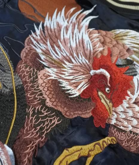 粋「群鶏図-若冲-」浮世絵リバーシブルスカジャン◆絡繰魂 Amazon | (カラクリタマシイ)絡繰魂 粋「群鶏図-若冲-」浮世絵