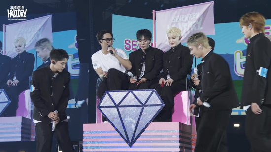 seventeen マカオ 一直娱 withfans 中華 　コンプセット seventeen マカオ 一直娱 withfans 中華 コンプセット seventeen