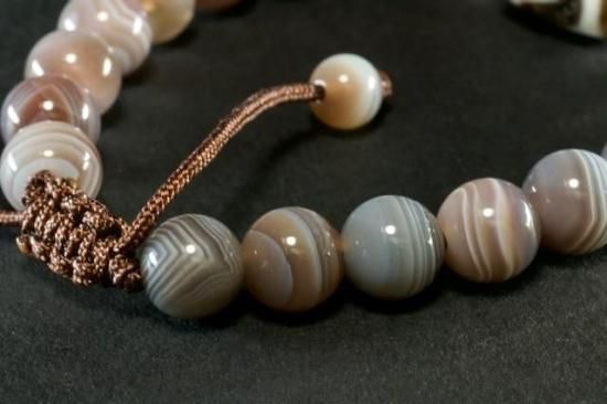 チベット正統ミニ白黒虎牙天珠ブレスレット 25-4 - shanballa チベット正統ミニ白黒虎牙天珠ブレスレット 25-4 - shanballa