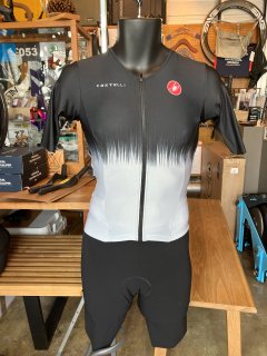 <img class='new_mark_img1' src='https://img.shop-pro.jp/img/new/icons20.gif' style='border:none;display:inline;margin:0px;padding:0px;width:auto;' />CASTELLI  SANREMO ULTRA S.SUIT ۥ磻ȡ֥å