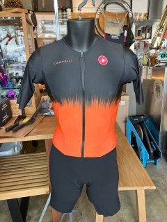 <img class='new_mark_img1' src='https://img.shop-pro.jp/img/new/icons20.gif' style='border:none;display:inline;margin:0px;padding:0px;width:auto;' />CASTELLI  SANREMO ULTRA S.SUIT 󥸡֥å