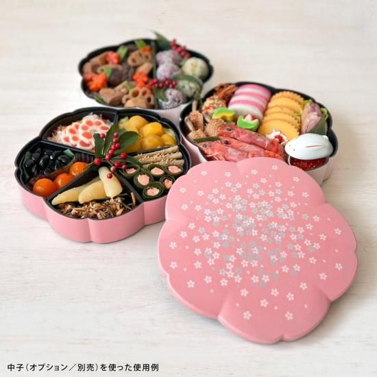 初桜 3段重箱 7.5寸 熨斗OK 桜型 TBO [10852] - タベルニー お弁当箱