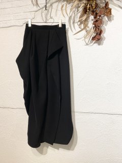 ENFOLD  Drape cocoon skirt