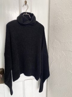 tous les deux ensemble Alpaca Turtleneck Sweaterξʲ