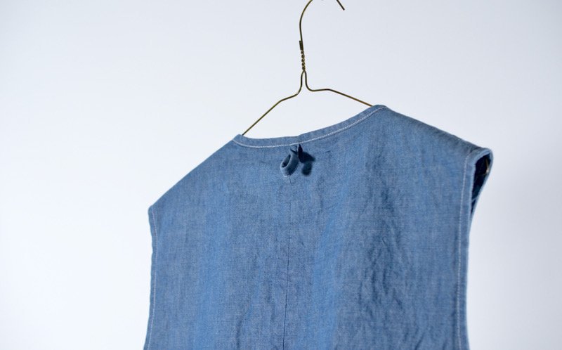 {$history[num].s_expl}> CHAMBRAY VEST