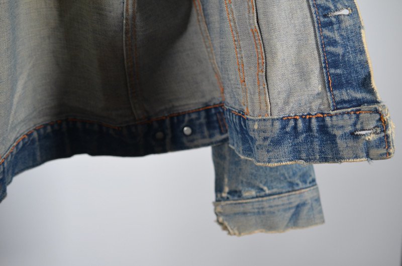 {$history[num].s_expl}> LEVI'S 70505 BIG E