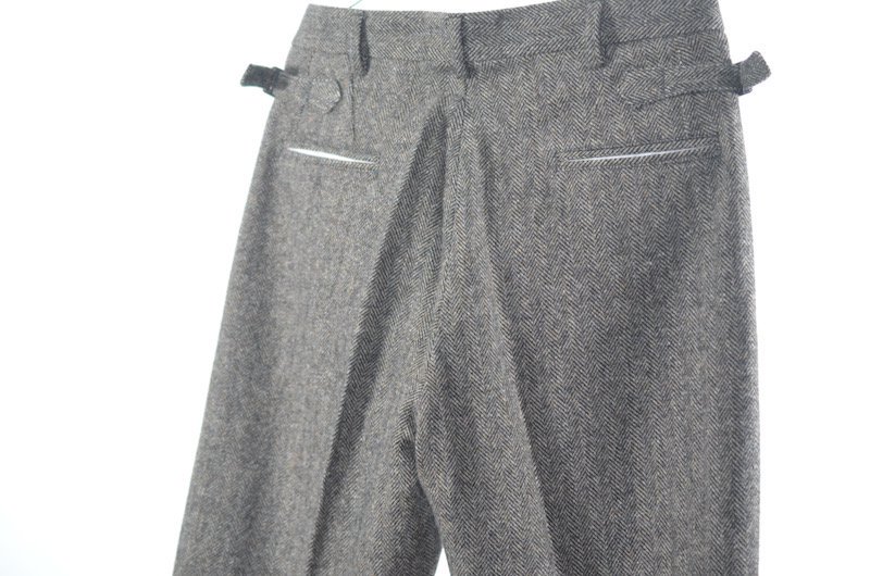 {$history[num].s_expl}> PLAIN TROUSERS